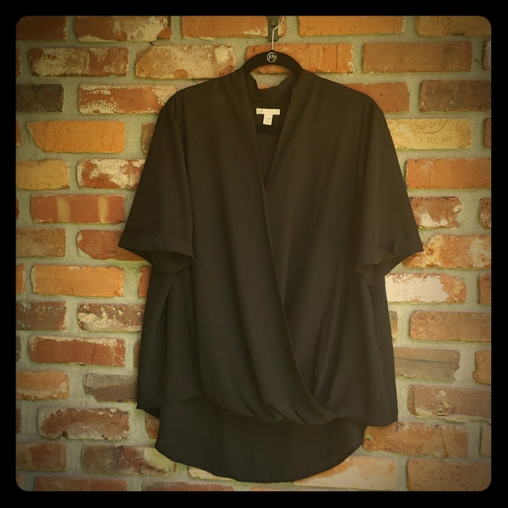Flowy Black Blouse.